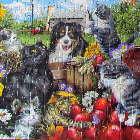 RAVENSBURGER PUZZLE - DOG & CATS, 135110  - 300 PIECE, GERMANY 2009, COMPLETE! - Picture 2 of 10